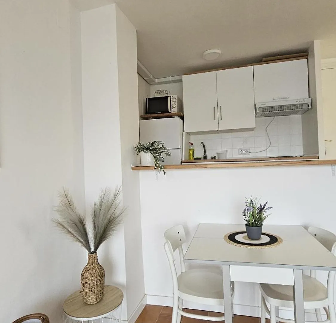 Apartamento En La Playa De إمبوريابرافا 0*,  إسبانيا