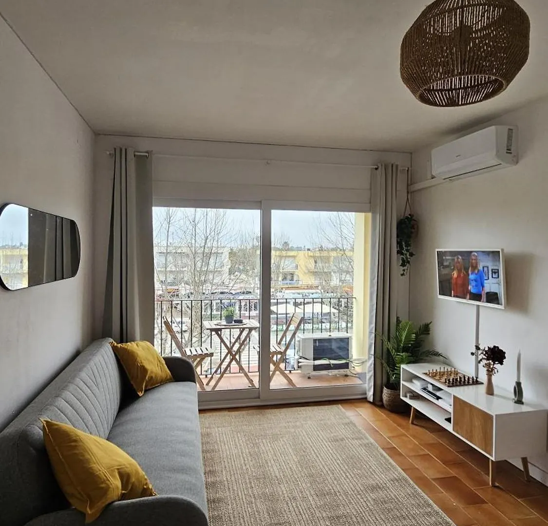 Apartamento En La Playa De Empuriabrava Apartment